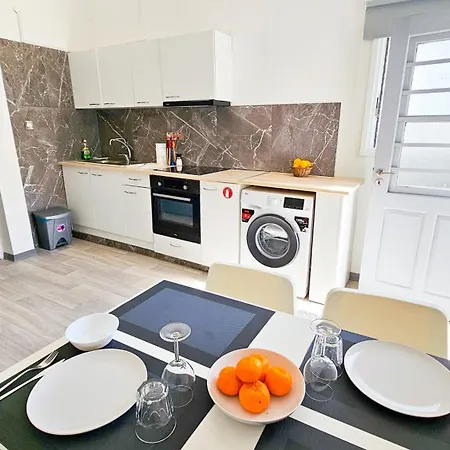 Hostel The Lemon Tree Larnaca