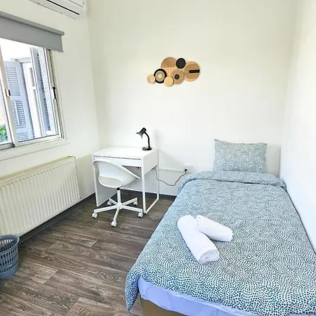 旅馆 The Lemon Tree *