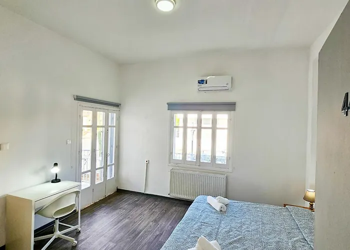 The Lemon Tree ラルナカ